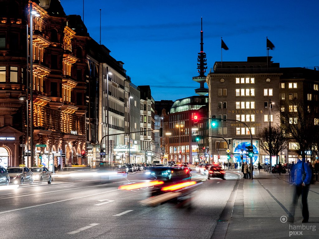 Abends am Jungfernstieg