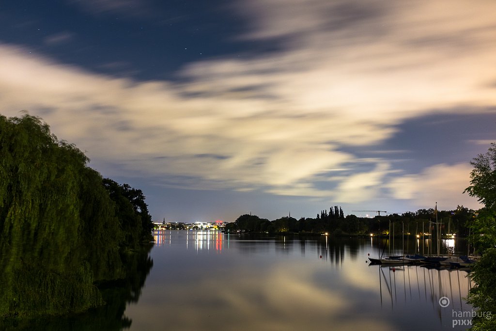 Nachthimmel über der Außenalster
